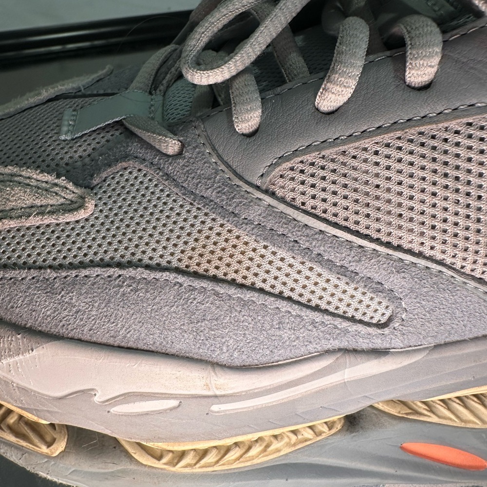 Adidas Yeezy Boost 700 ‘Inertia’ EG7597 | size: m9